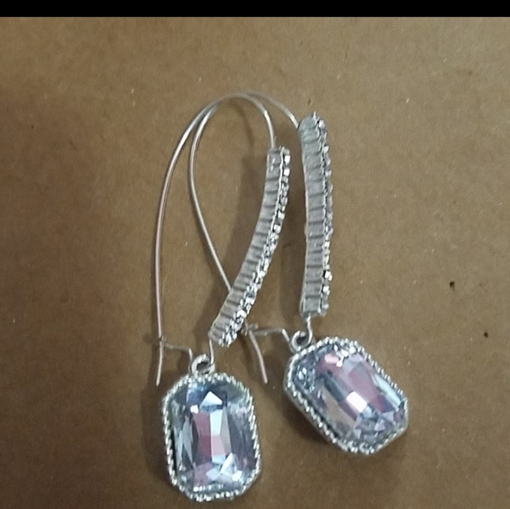 Earings